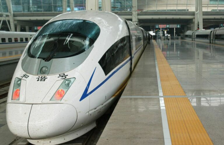 Кинески супербрз воз CR450 на тестирање