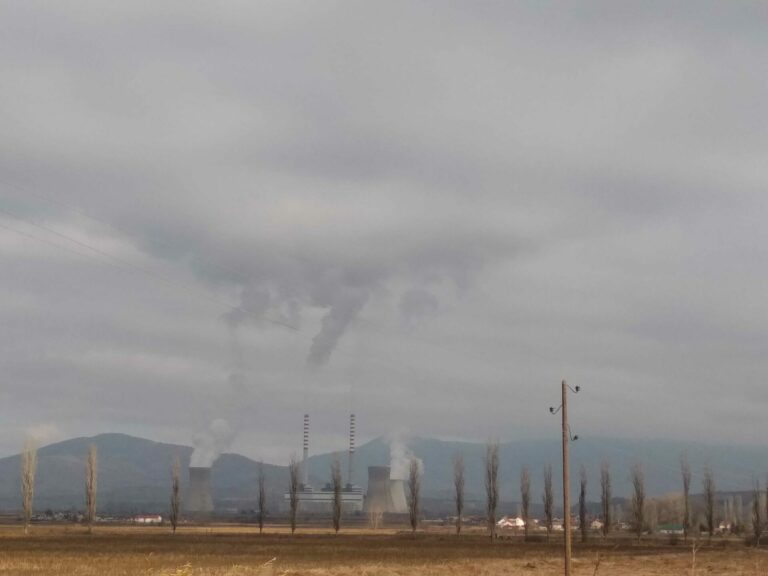 Термоелектрана на јаглен во Западен Балкан под чад и индустриски дим