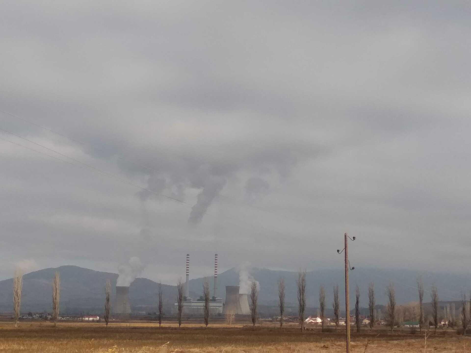 Термоелектрана на јаглен во Западен Балкан под чад и индустриски дим