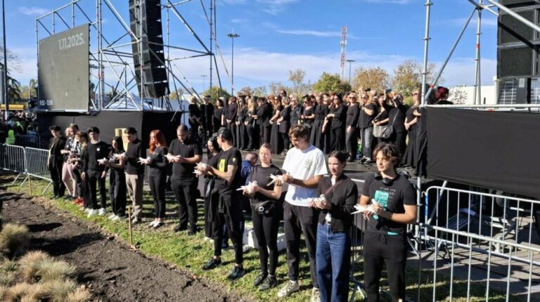 Нови Сад комеморација