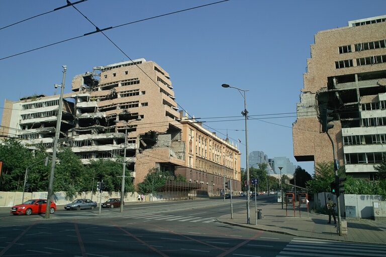 Генералштаб, архитектонски комплекс, оштетен во НАТО-бомбардирањата во 1999 година