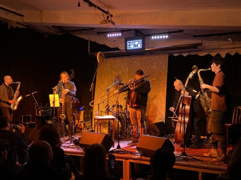 Солидариташ Оркестар Addāt Fōyya