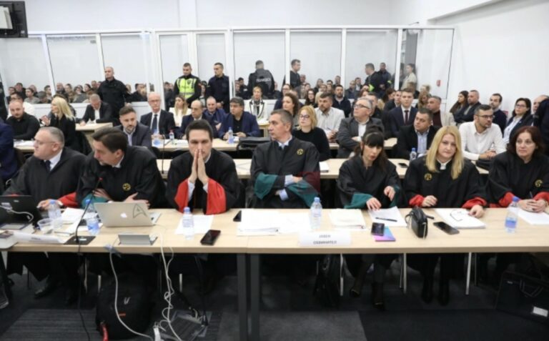 Слика од судење за Кочани и дискотеката Пулс