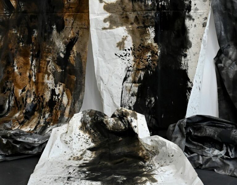 Страхил Петровски делови од изложба