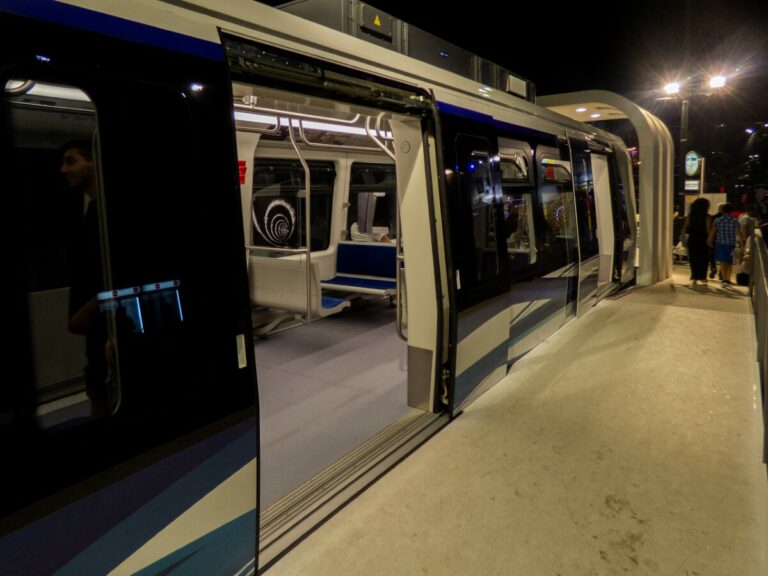 Метро во Солун