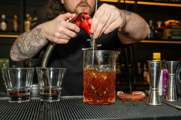 Бар и алкохол, репрезентација на конзумирање алакохол